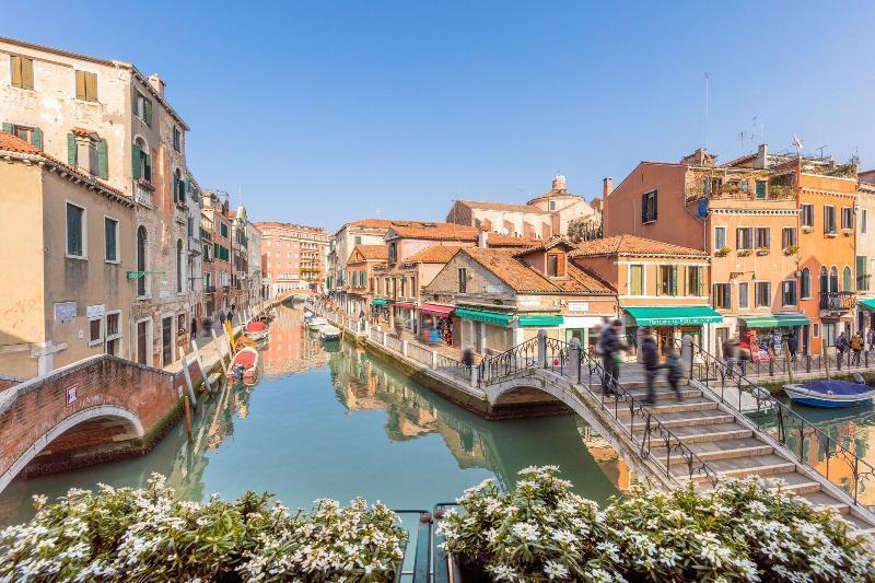 B And B Casanova Ai Tolentini Venise Extérieur photo